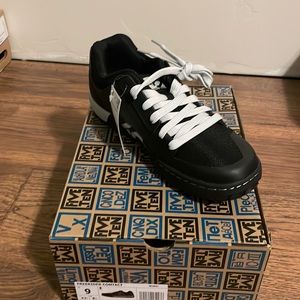 Five Ten, Men’s size 9, mountain bike shoes